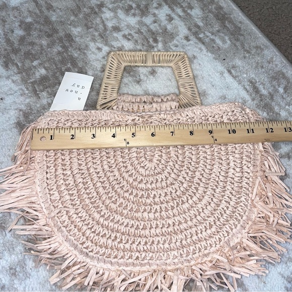 Handwoven purse Floral Straw Detail Half Moon Free Spirit Boho Tote beach bag - Picture 3 of 6